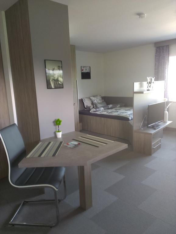 Business Apartments Hohenems Pokoj fotografie